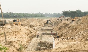 रुपन्देहीमा निर्माण हुँदै आयल निगमको नयाँ भण्डारण गृह