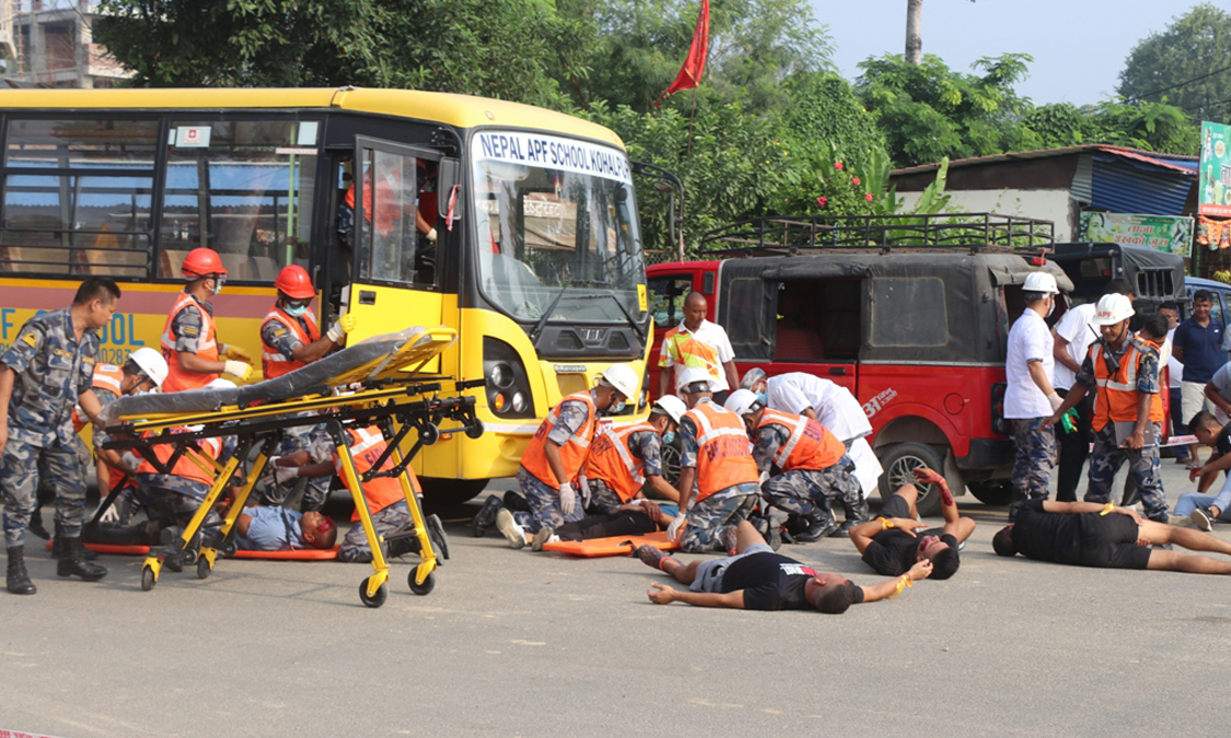 सडक दुर्घटना सम्बन्धी कोहलपुरमा कृतिम घटना अभ्यास